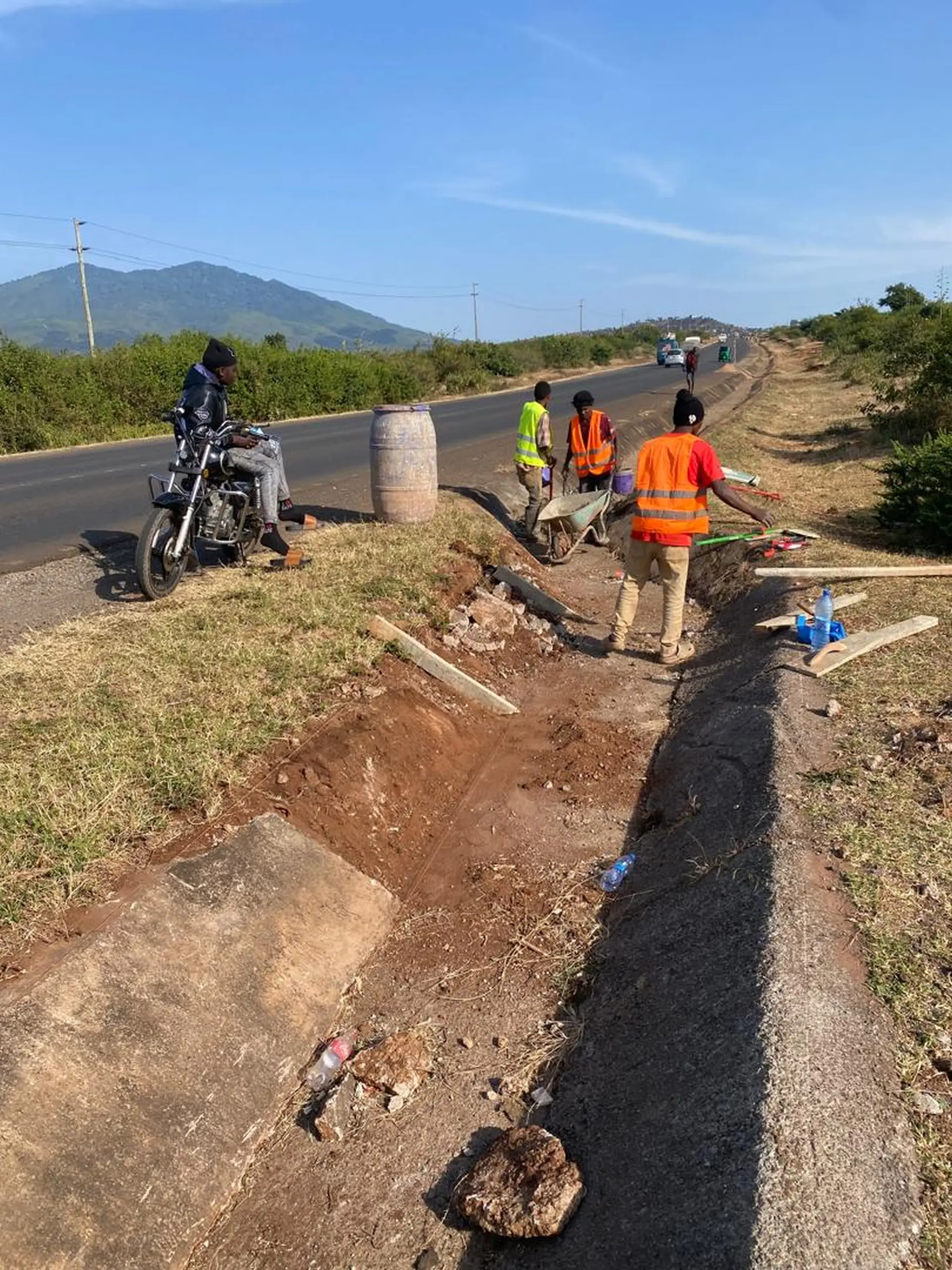 Side Drainage Maintenance - photo 4